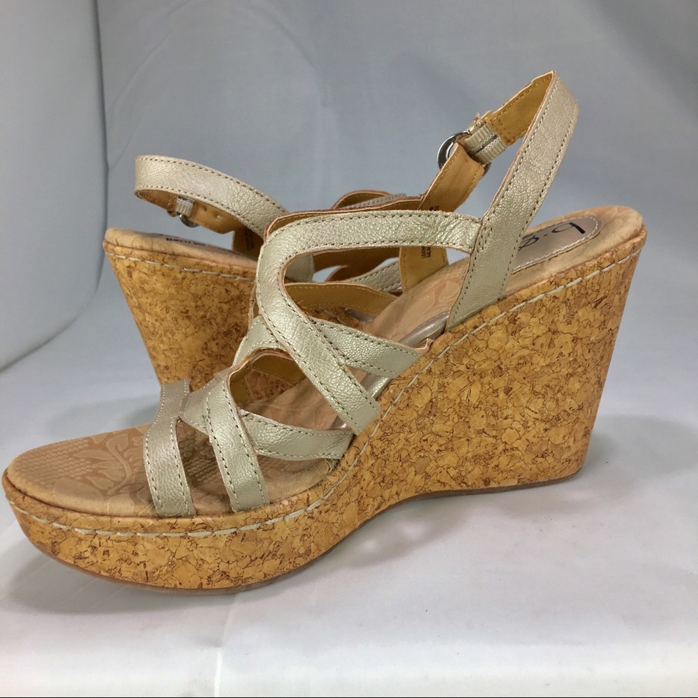 Born Platform Wedge Sandal Size 9